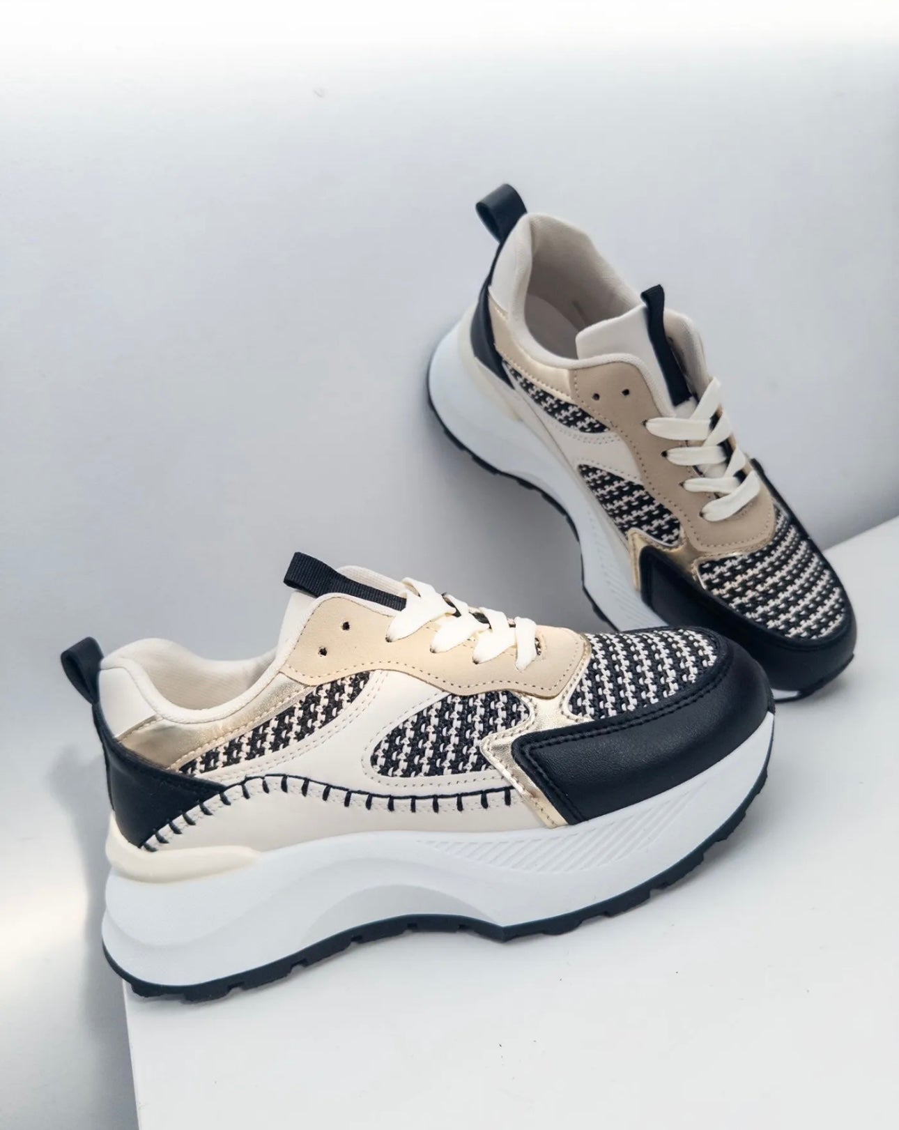 Zapatilla Urban Chic Pata de Gallo