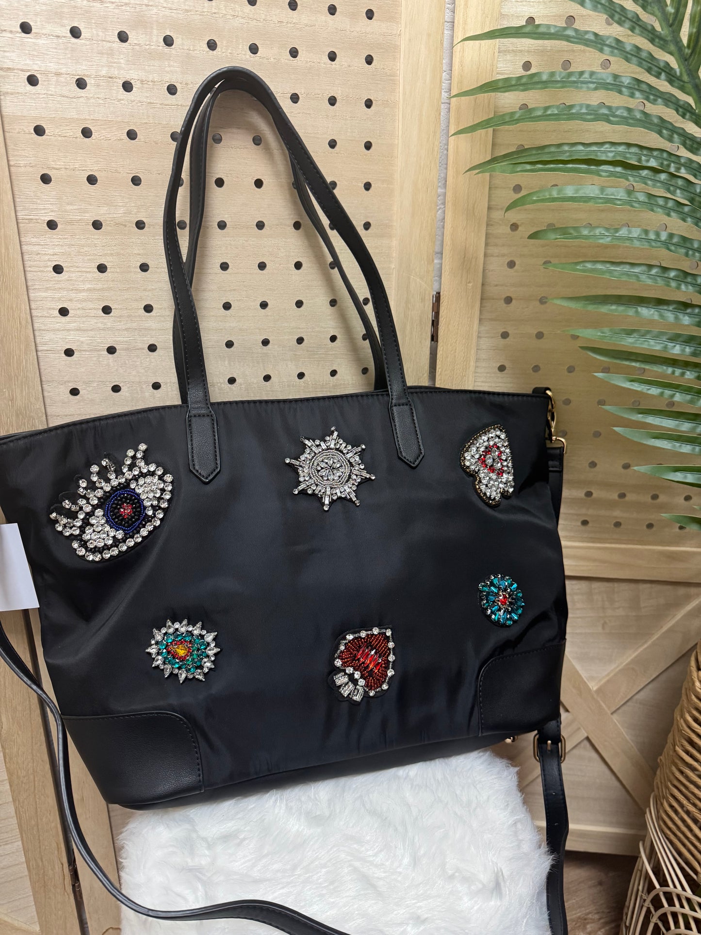 Maxi Bolso Negro Parches Joya