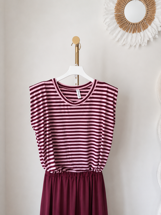 Camiseta Rayas Bordeaux con Hombreras - Talla grande