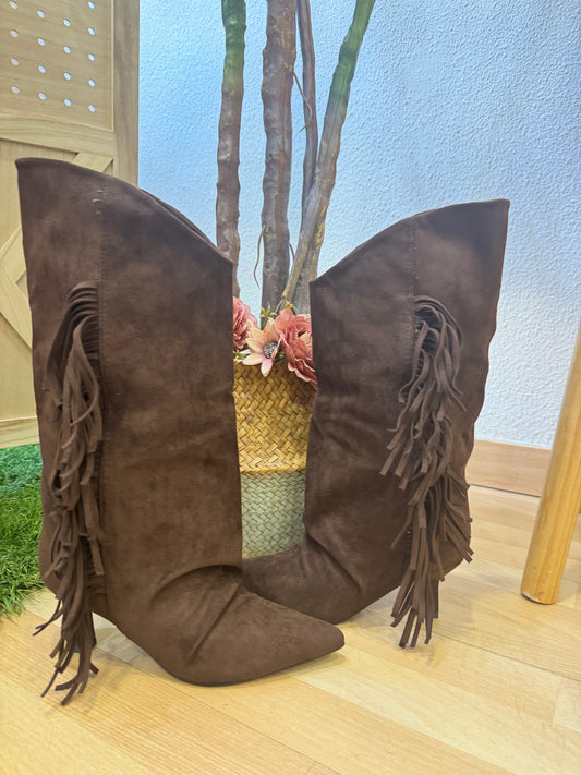 Botas flecos chocolate