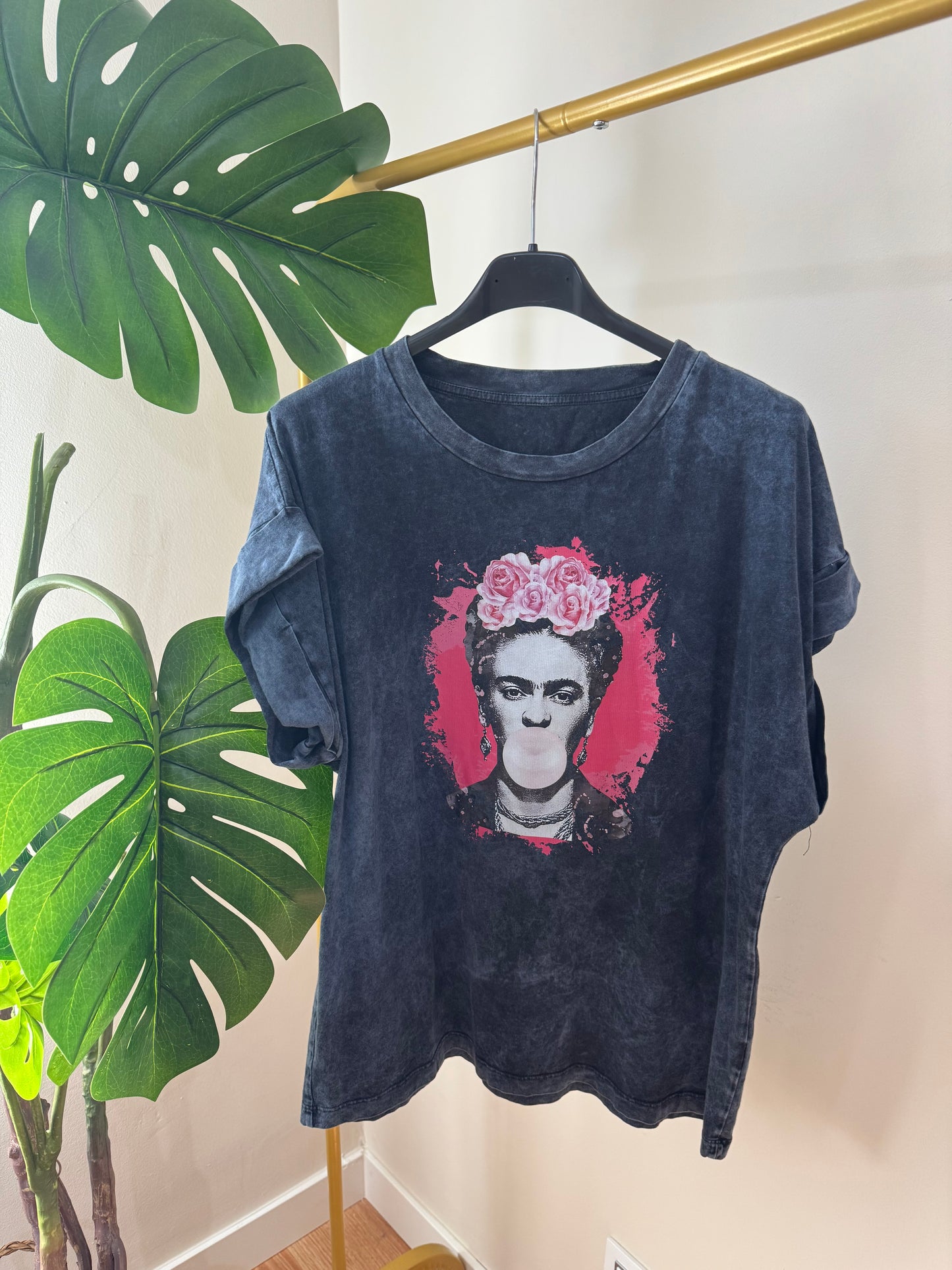 CAMISETA FRIDA ROSA