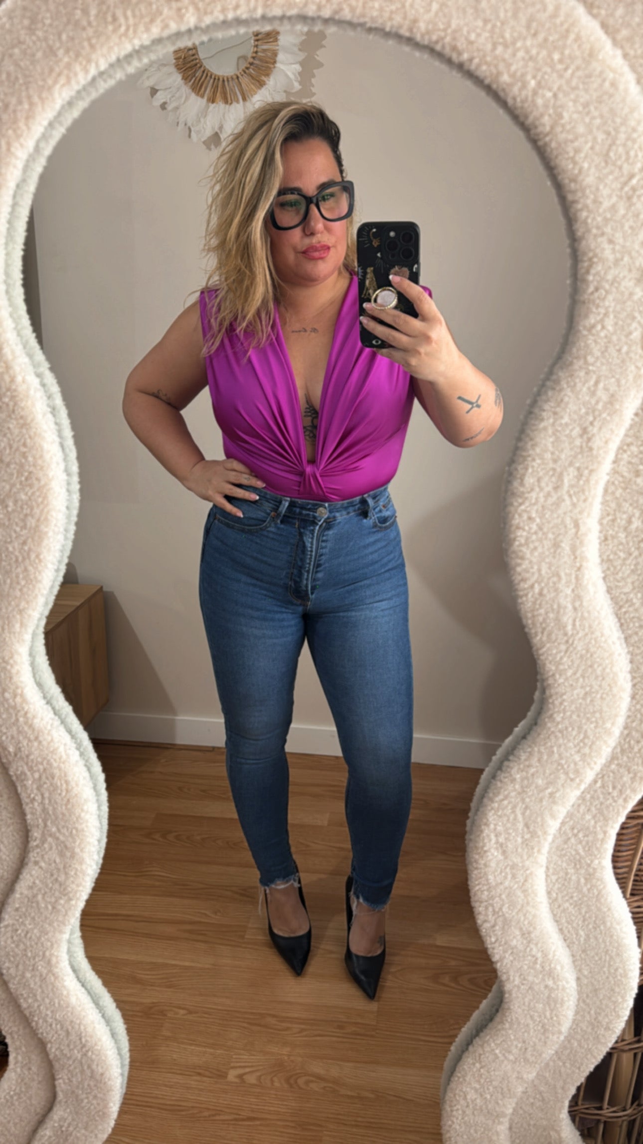 BODY KNOT CHIC