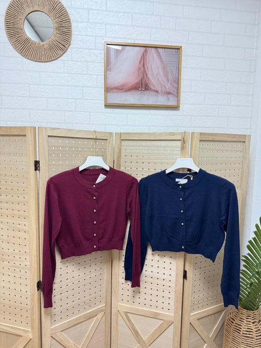 Chaqueta crop de punto con botones