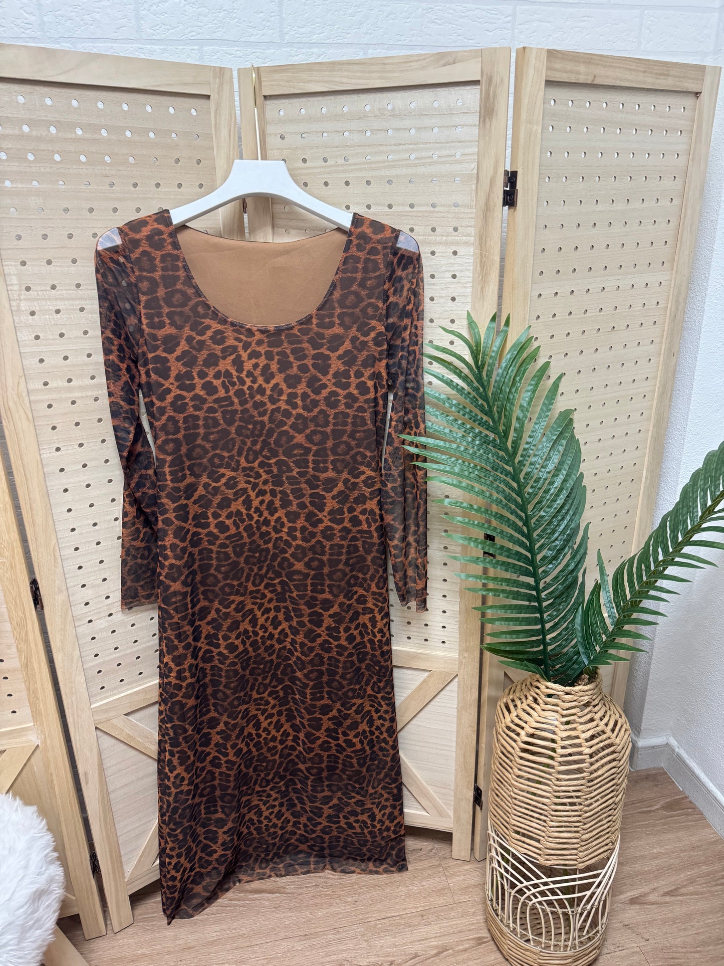 Vestido midi de gasa animal print