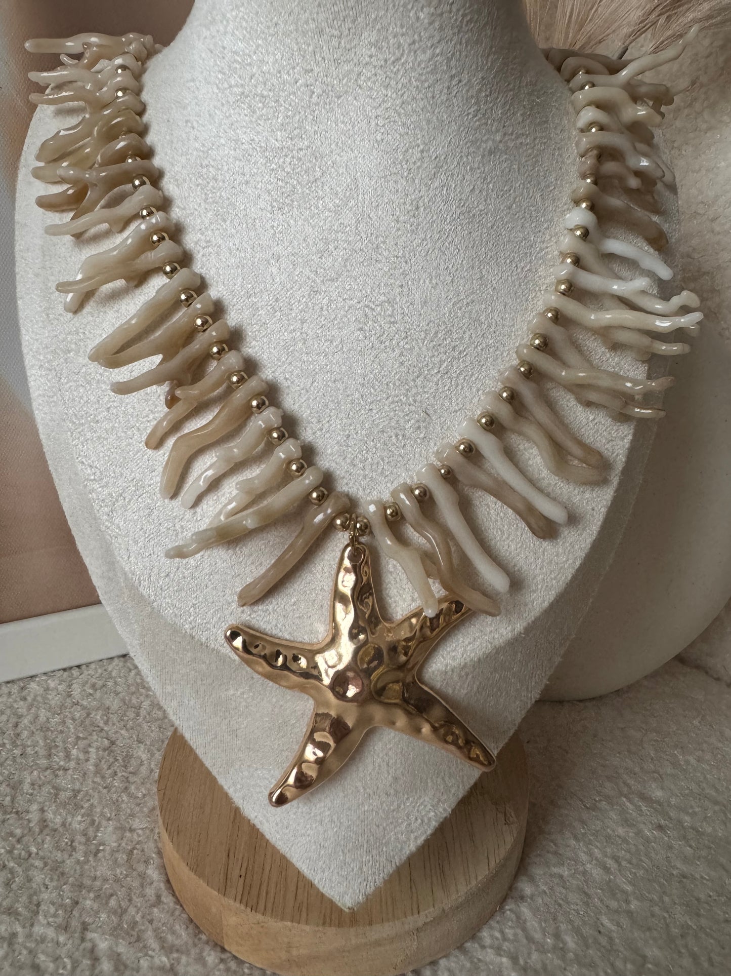 Collar Coral